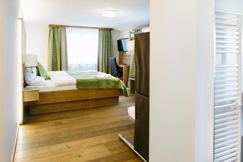 Hotel & Restaurant Zum Schwarzen Baeren 安德马特 外观 照片